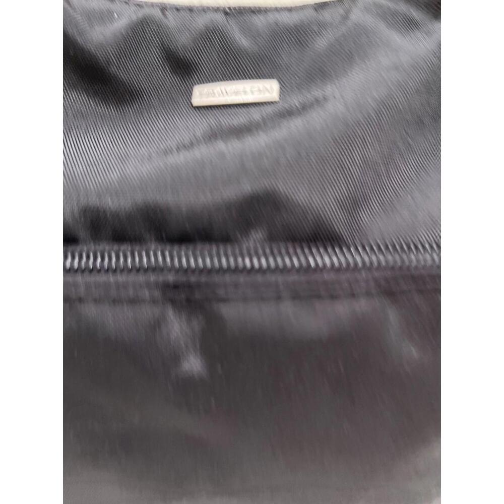 Travelon Sling Travel Bag Lightweight Black - Picture 3 of 5